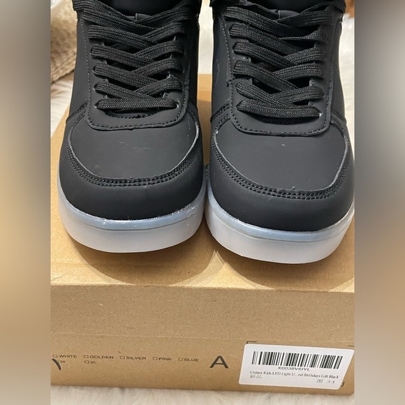 DIYJTS Kids LED Light Up Shoes, Fashion High Tops USB Rechargeable Unisex - Picture 6 of 9